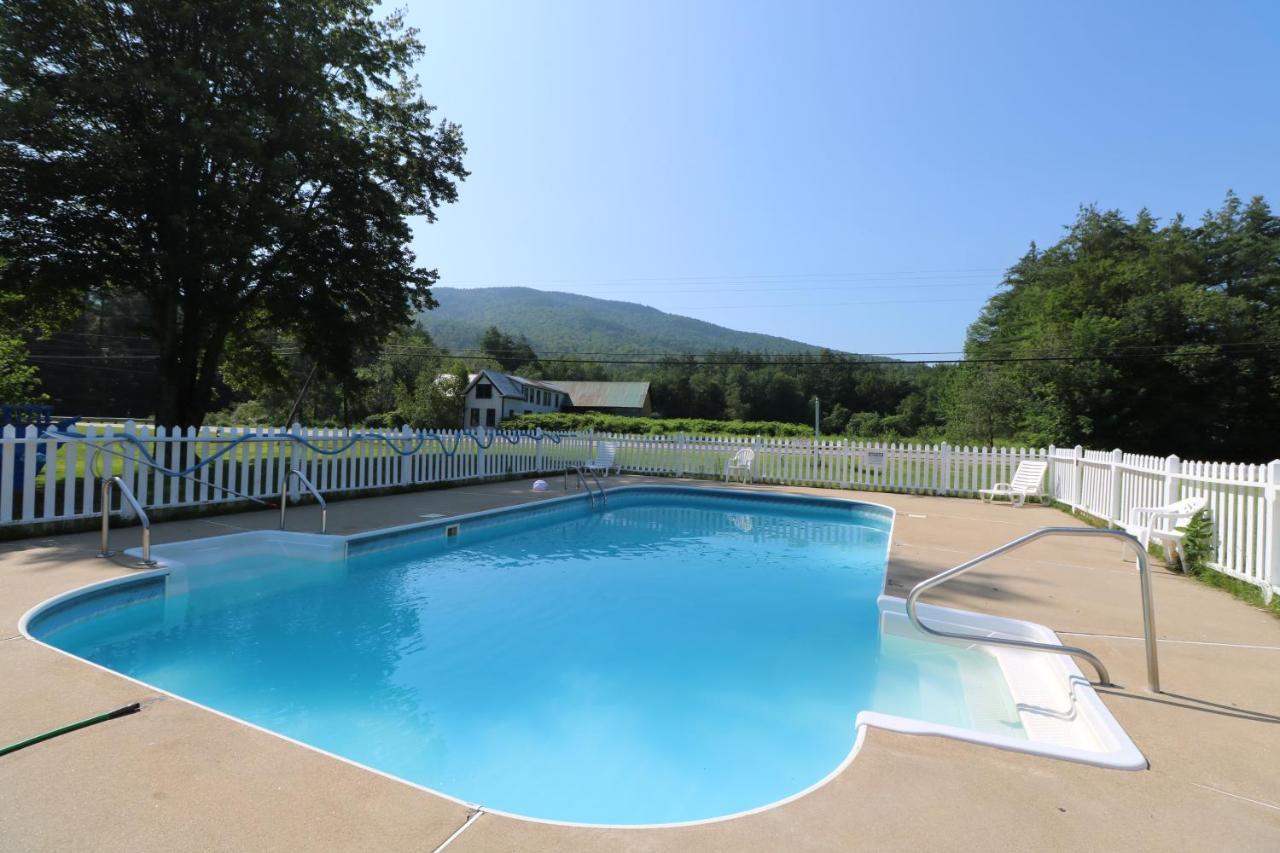 The Villager Motel Bartlett Εξωτερικό φωτογραφία